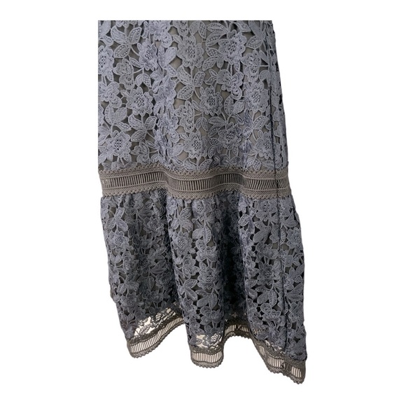 Ann Taylor Lave Overlay Navy Blue and Black Dress. Short sleeves. Back zipper. - Picture 5 of 14